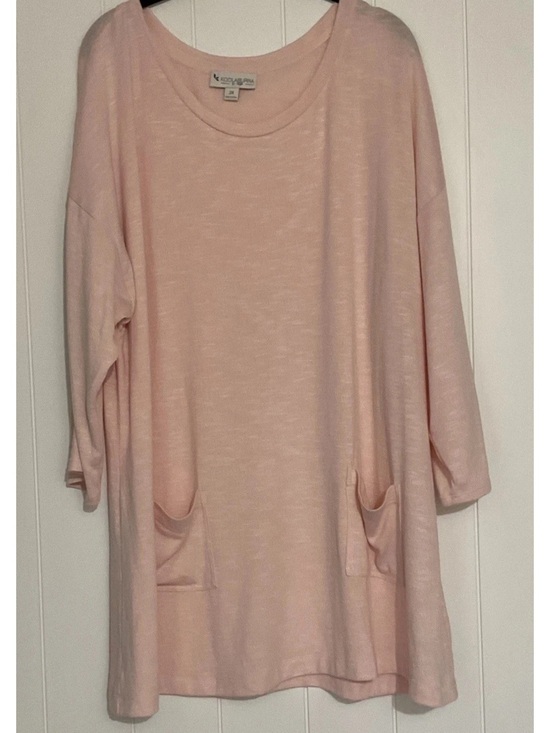Koolaburra Tops - Koolaburra by UGG 2X Rayon Blend Pink Lightweight Tunic with Pockets